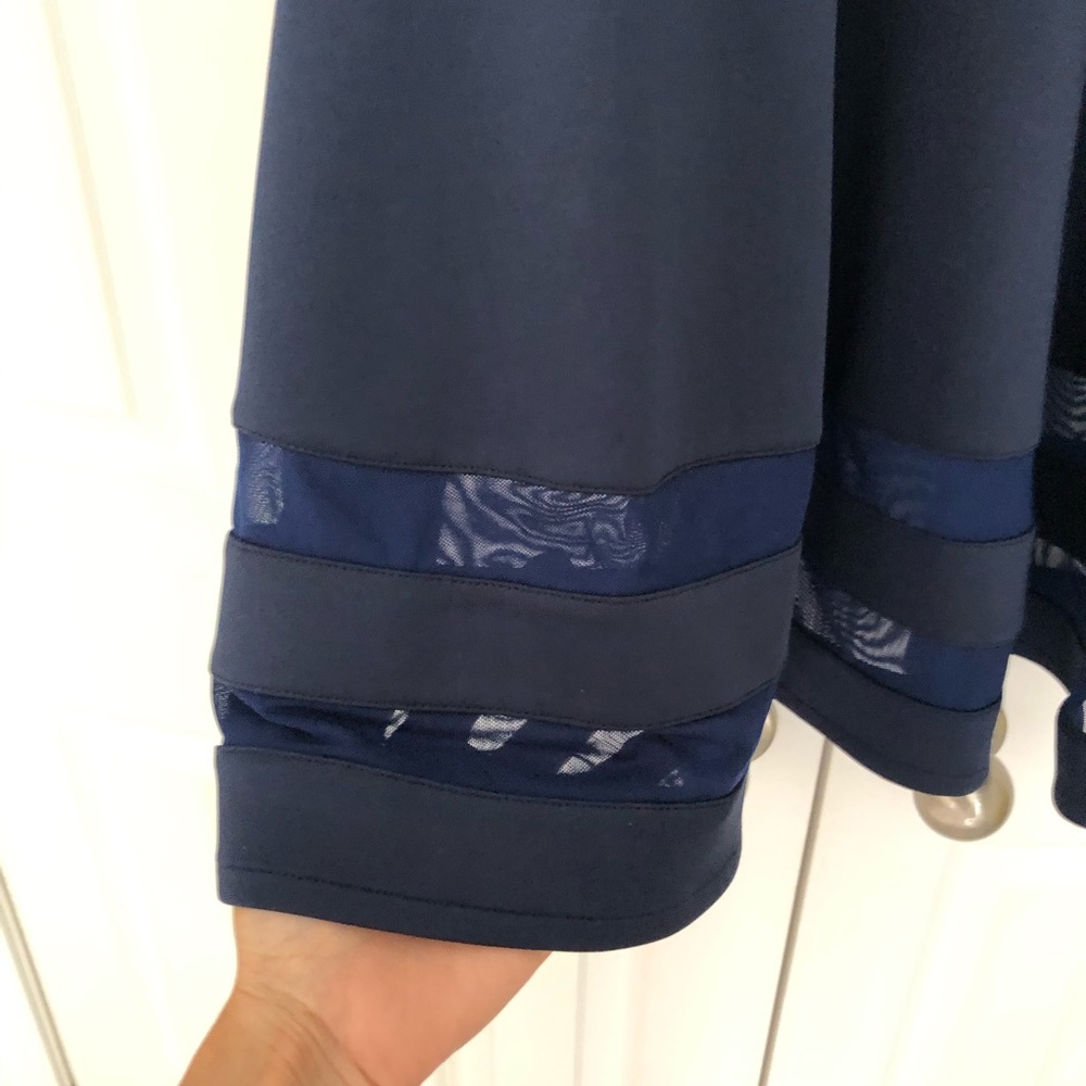Lulu’s Sheer Determination style dress - Picture 6 of 8